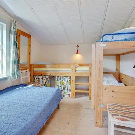 Sini - 300m From The Sea By Interhome