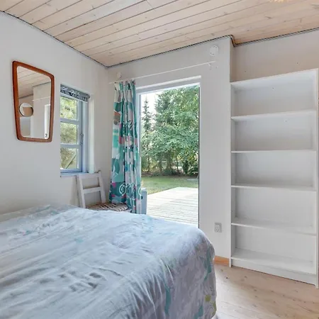 Nyaraló Sini - 300m From The Sea By Interhome